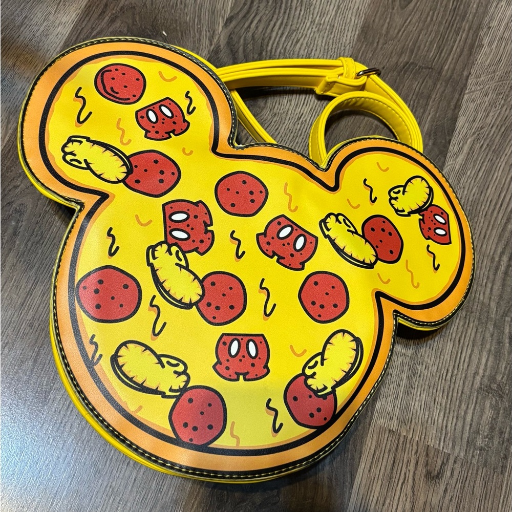 Cakeworthy Mickey pizza purse